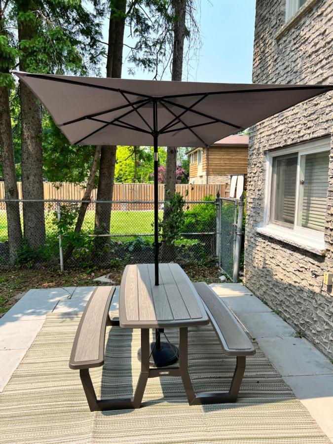 Furnished Family Home Near Toronto - Great Location Game Room - Backyard - Parking & Self Checkin พิกเคอริง ภายนอก รูปภาพ